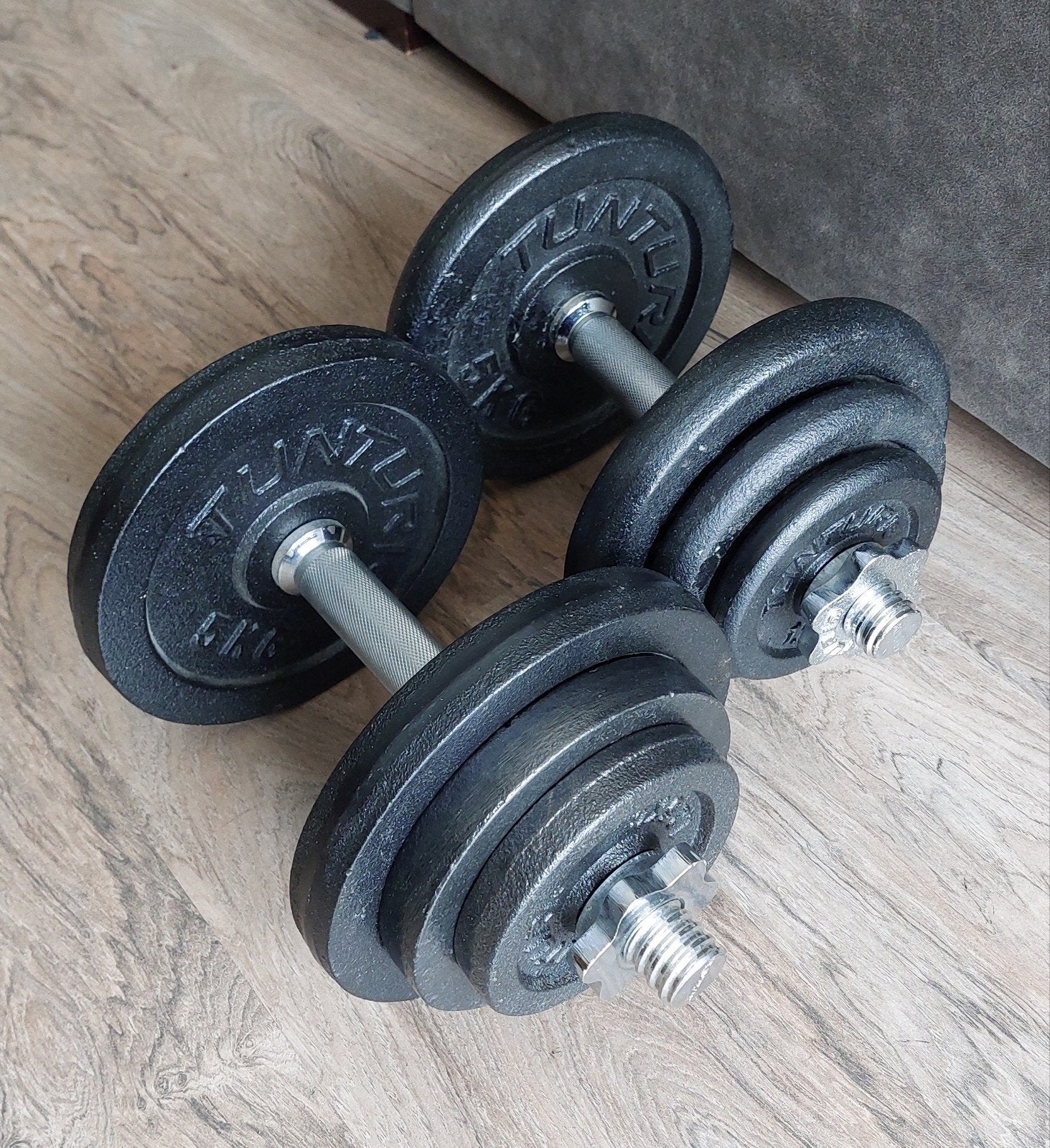 2 dumbbells gietijzer 2x 20 kg spinlock sluiters 40kg totaal, Ophalen, Gebruikt, Benen, Dumbbell