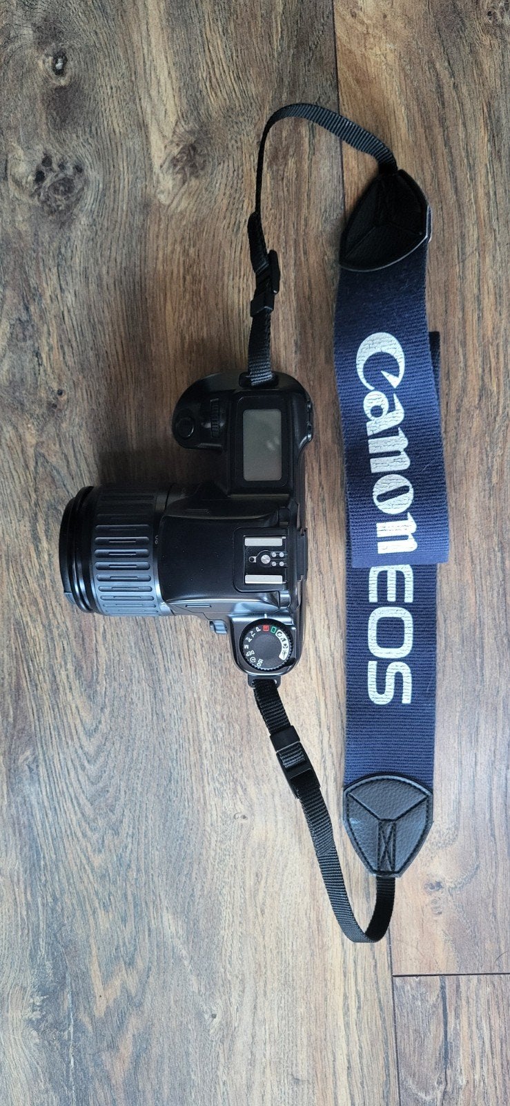 Canon EOS 1000F analoge spiegelreflexcamera, Audio, Tv en Foto, Fotocamera's Analoog, Ophalen, Gebruikt, Spiegelreflex, Canon