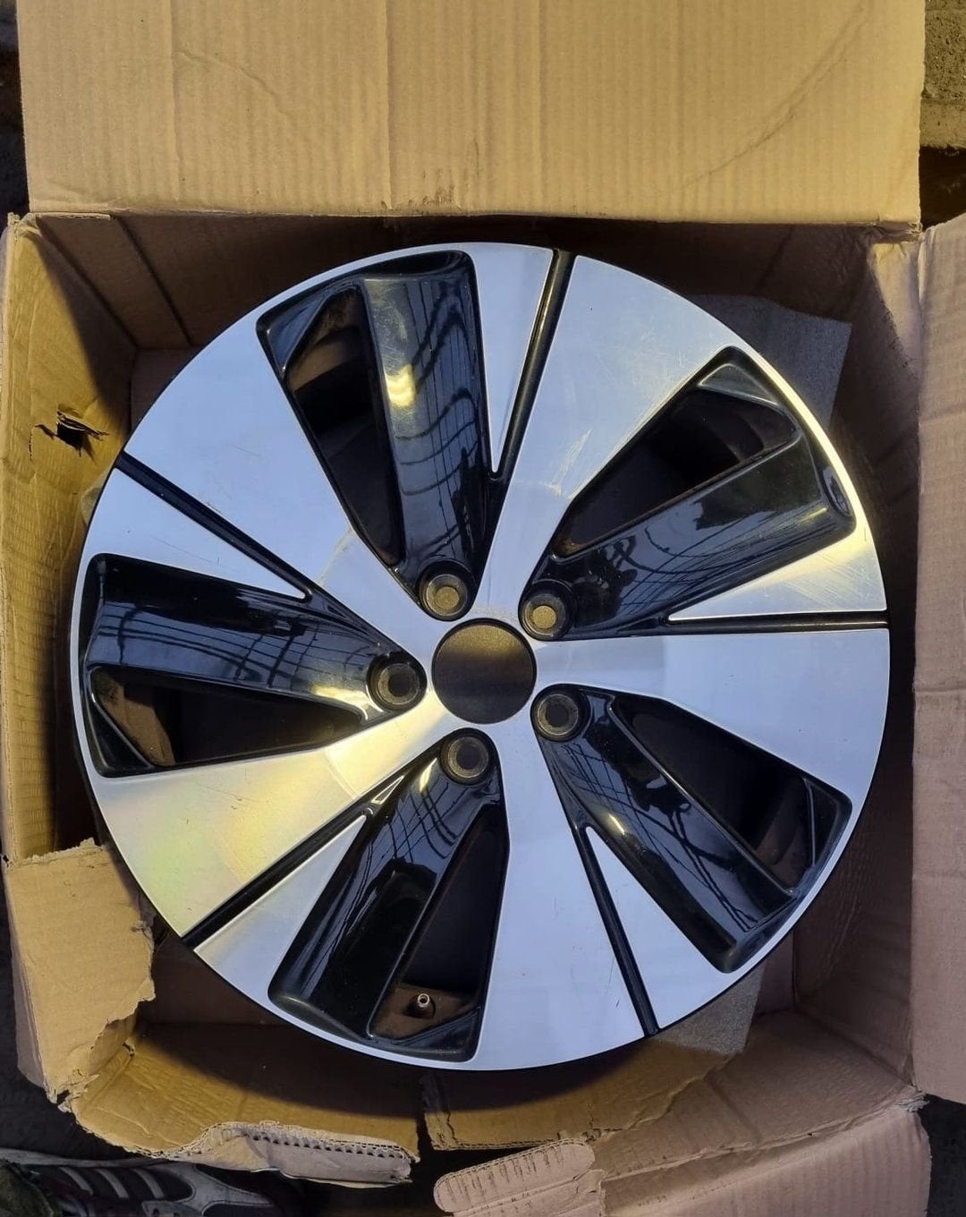 2015/2025 VOLVO XC40 MK1 VELG 18 INCH 7.5 31680403
