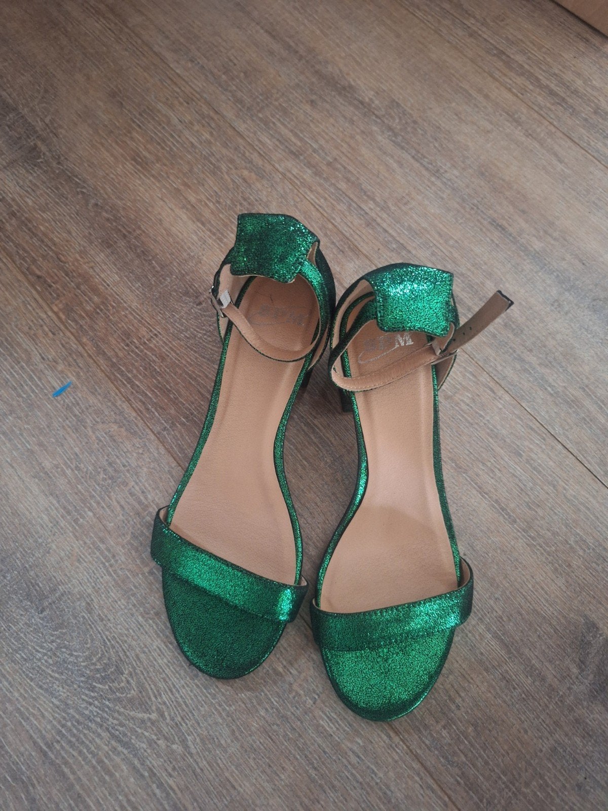 Groene glitter sandalen met hak. Merk spm, Ophalen of Verzenden, Zo goed als nieuw, Groen, Sandalen of Muiltjes