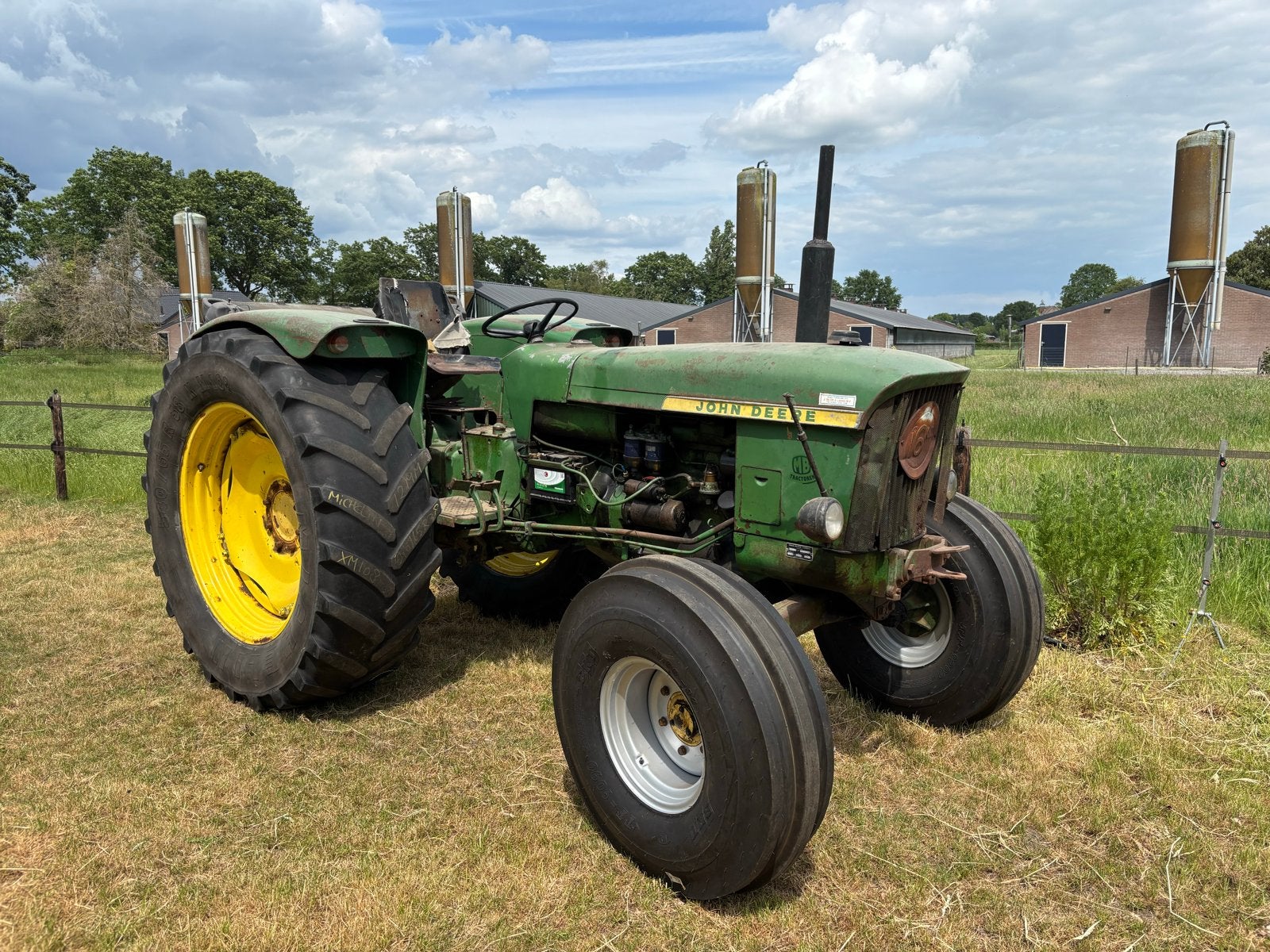 John Deere 710 Tractor - Hanomag R35 tractor, Meer dan 10000, Oldtimer, Tot 80 Pk, Ophalen