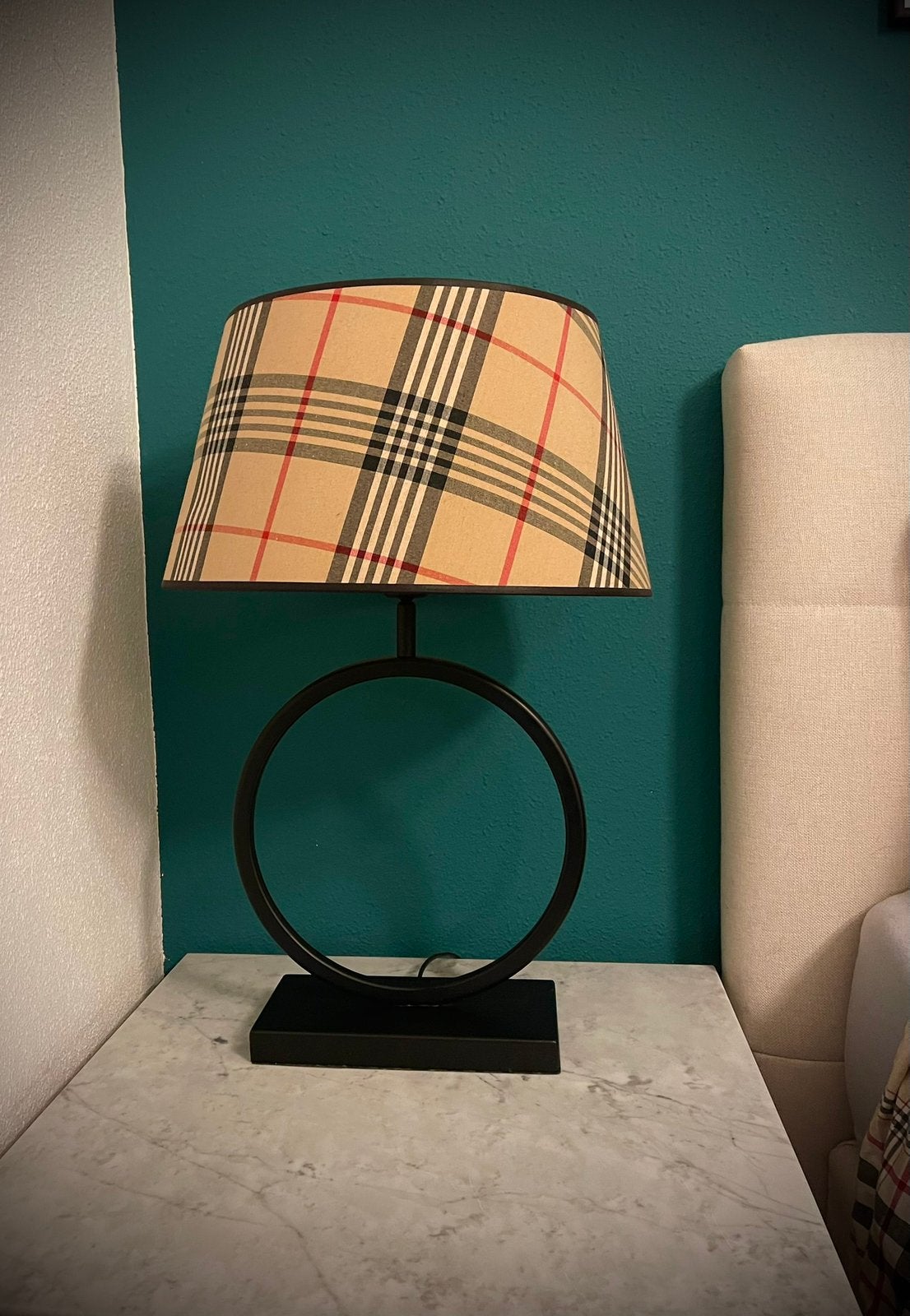 2 Light & Living Burberry tafellampen voor €120, Huis en Inrichting, Ophalen of Verzenden, Zo goed als nieuw, Metaal