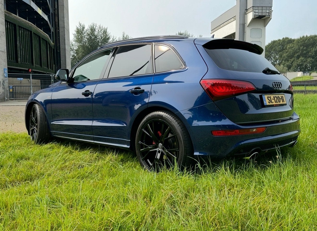 Audi Q5 2.0 Tfsi Quattro 165KW Tiptr 2014 scuba Blauw, Auto's, Audi, 1730 kg, 4 cilinders, Blauw, Vierwielaandrijving