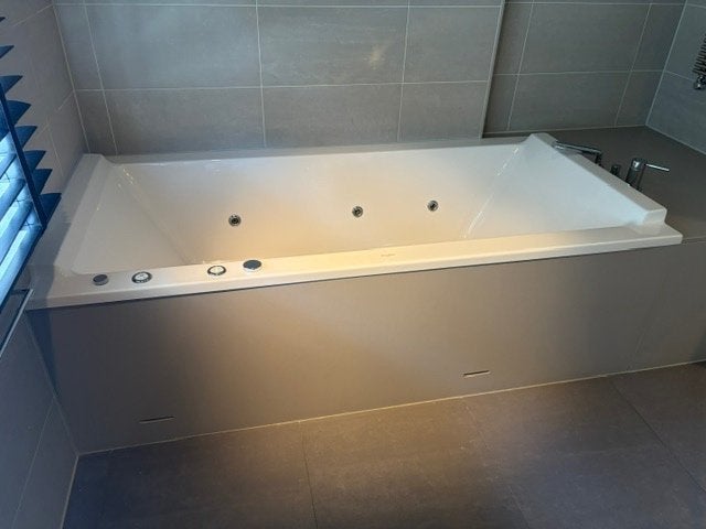 Inbouwbad, Ophalen, Gebruikt, Bad