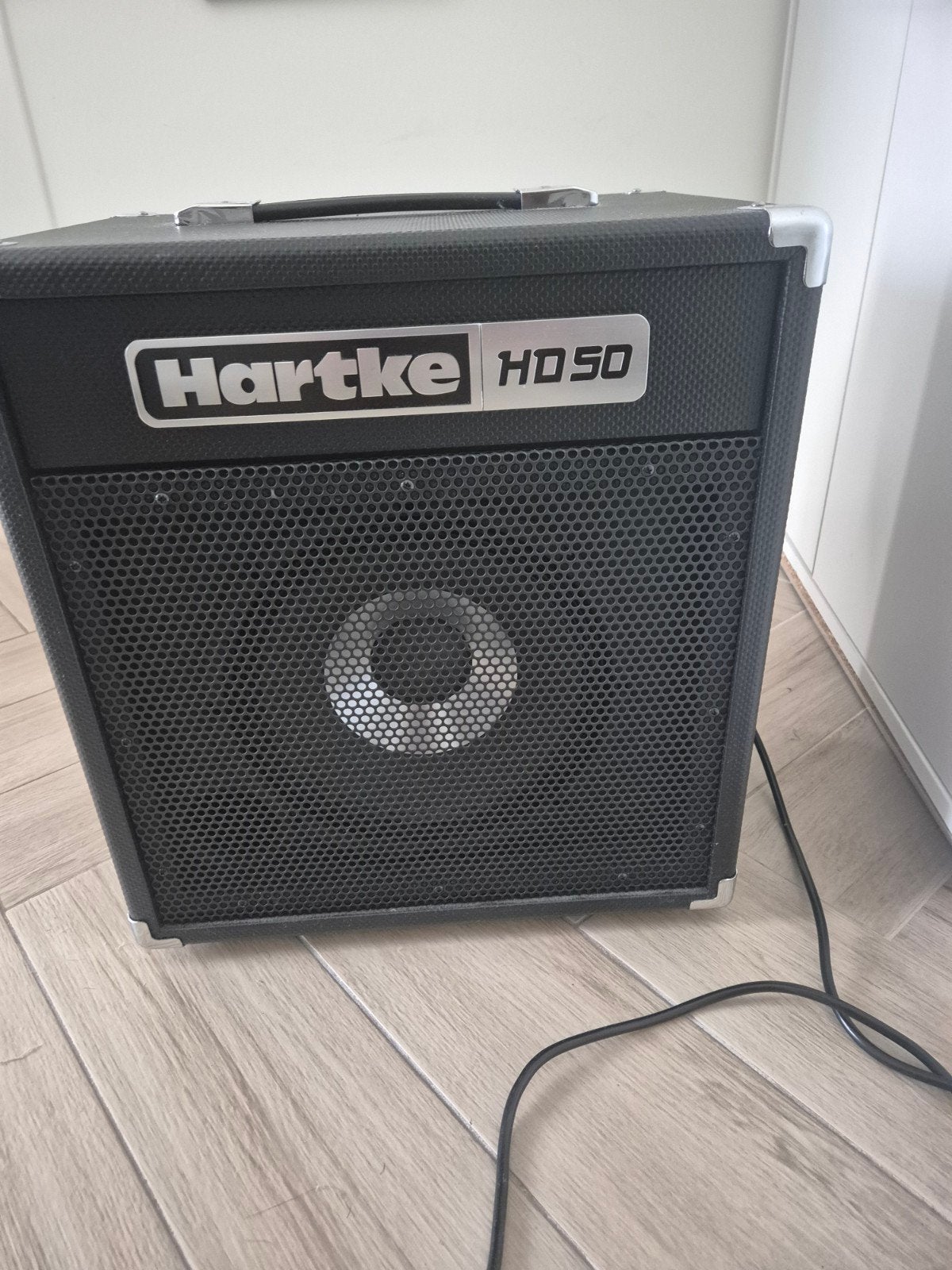 Hartke HD50 Basgitaarversterker - 50 Watt Combo, Ophalen of Verzenden, Zo goed als nieuw, Basgitaar, 50 tot 100 watt
