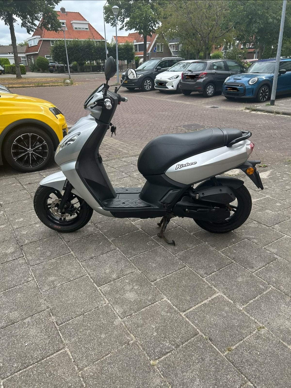 Peugeot Kisbee Scooter  2019 4-takt te koop, Fietsen en Brommers, Scooters | Peugeot, Gebruikt, Overige modellen, Maximaal 45 km/u