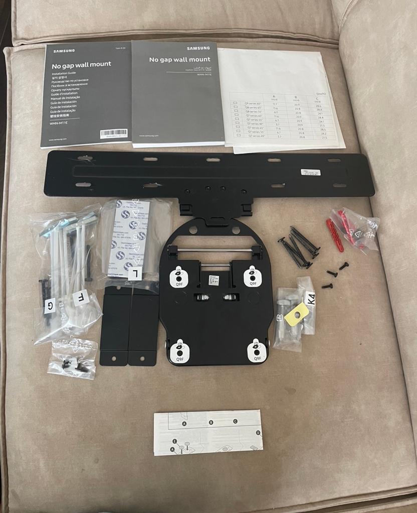 Samsung no gap wall-mount, Ophalen of Verzenden, Zo goed als nieuw