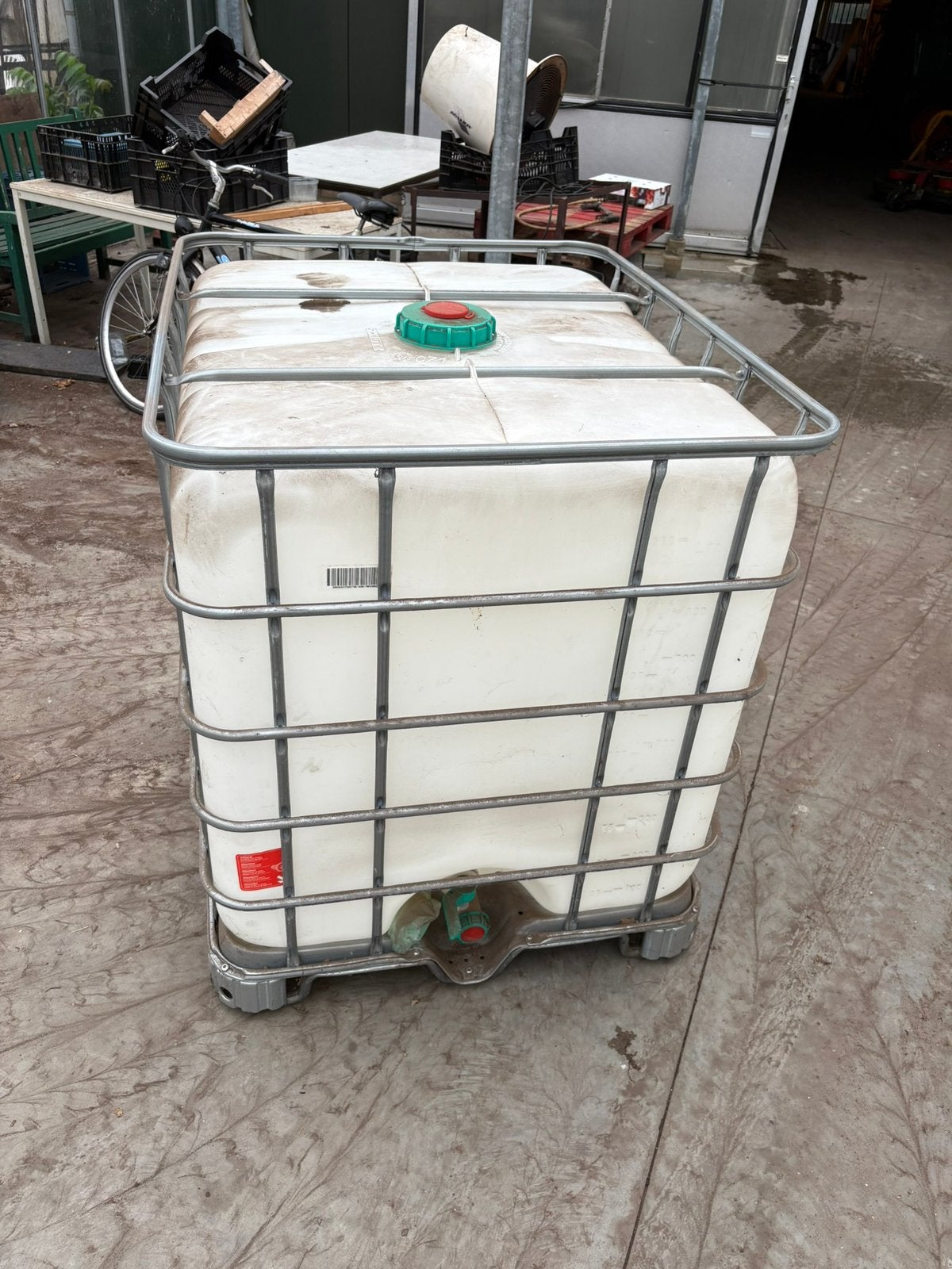Watervat 1000 l te koop, Tuin en Terras, 150 liter of meer, Ophalen, Zo goed als nieuw