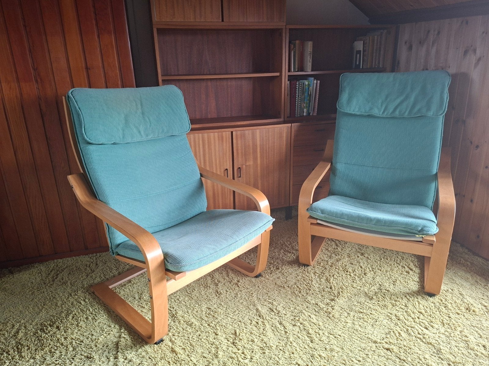 2 Poang Ikea stoelen met groenige bekleding, Ophalen, Hout, Gebruikt, Twee