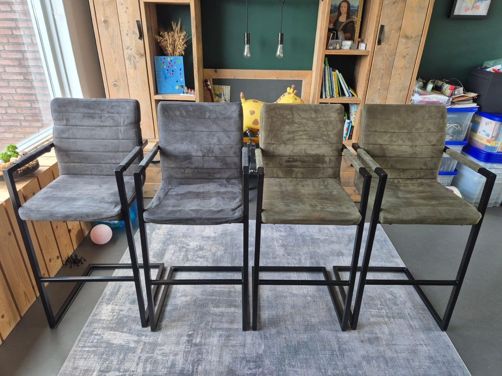 4 barstoelen Lizzy van Leen Bakker 122x50x55 cm (hxbxd), Ophalen, Gebruikt, Met voetsteun, 90 cm of meer