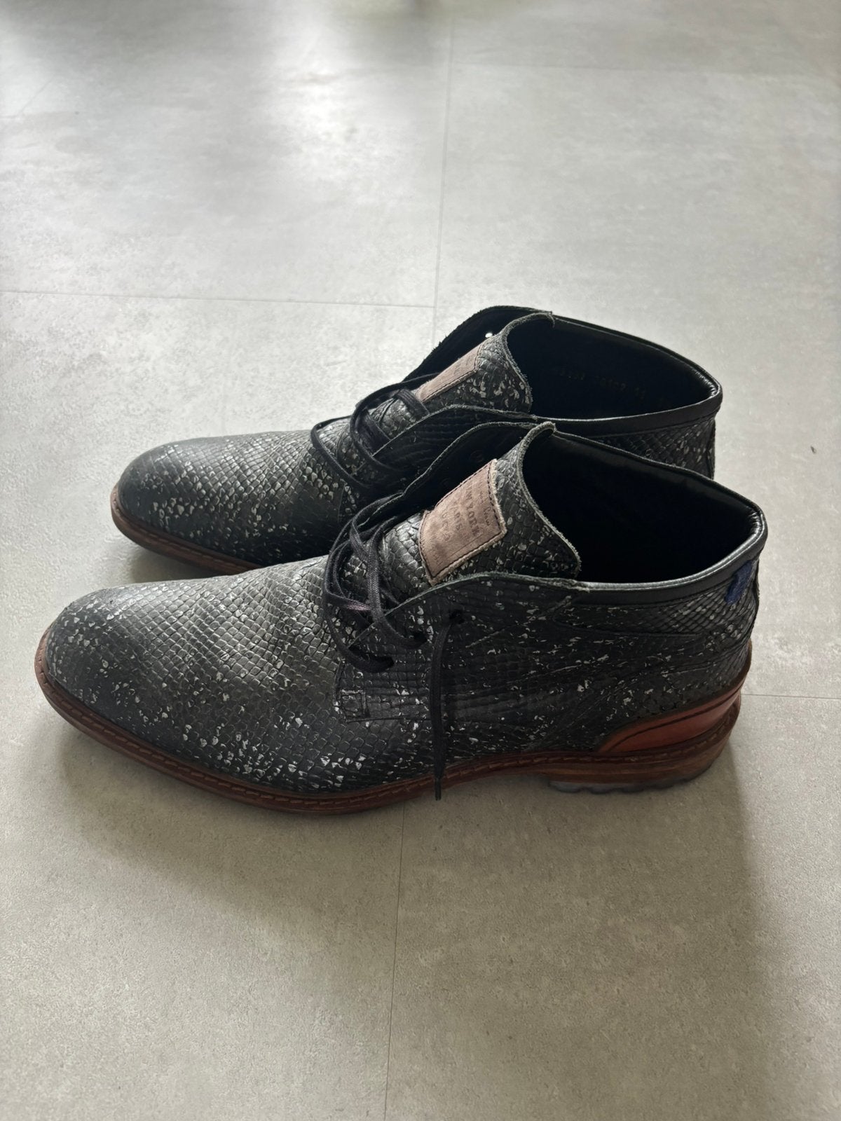 Floris van Bommel schoenen - maat 9,5, Ophalen of Verzenden, Zwart, Sneakers of Gympen