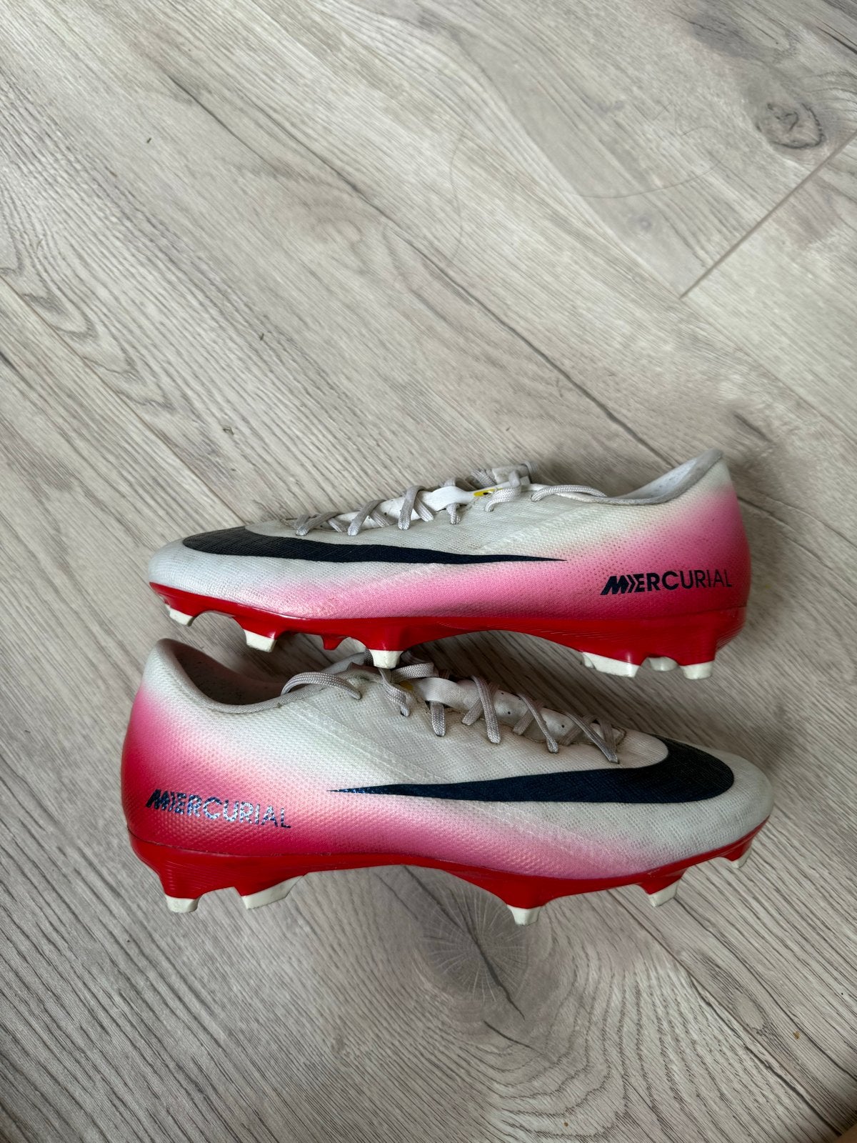 Nike Mercurial Voetbalschoenen Maat 39, Verzenden, Gebruikt, Schoenen