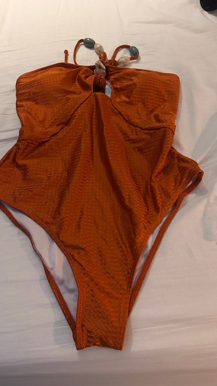 Nieuw oranje/ bruin badpak met kralen detail m, Kleding | Dames, Badmode en Zwemkleding, Ophalen of Verzenden, Nieuw, Oranje, Badpak