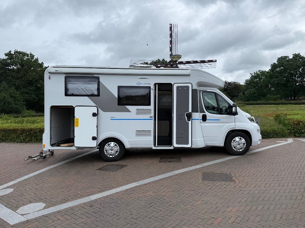 Caravans And Camping Uniek!-S