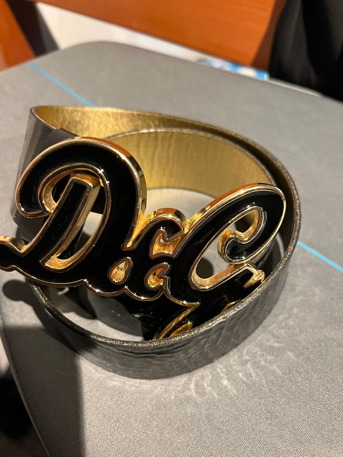 Dolce&Gabbana geribbelde lak riem vintage 85 origineel, F, 80 tot 90 cm, 5 cm of meer, Zwart