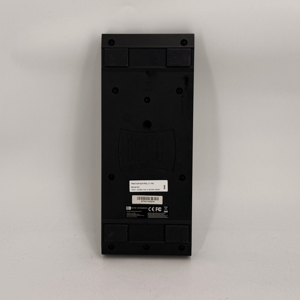 Native Instruments Traktor Kontrol X1, Native Instruments, Gebruikt, https://support.native-instruments.com/hc/nl, Schlesische StraÃŸe 29-30, 10997 Berlijn, Duitsland