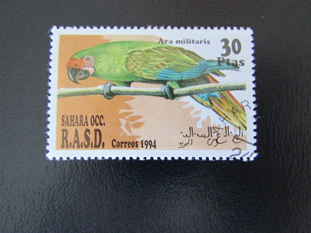 Postzegel Vogel: Soldaten-Ara uit Sahara, Ophalen of Verzenden, Gestempeld, Dier of Natuur
