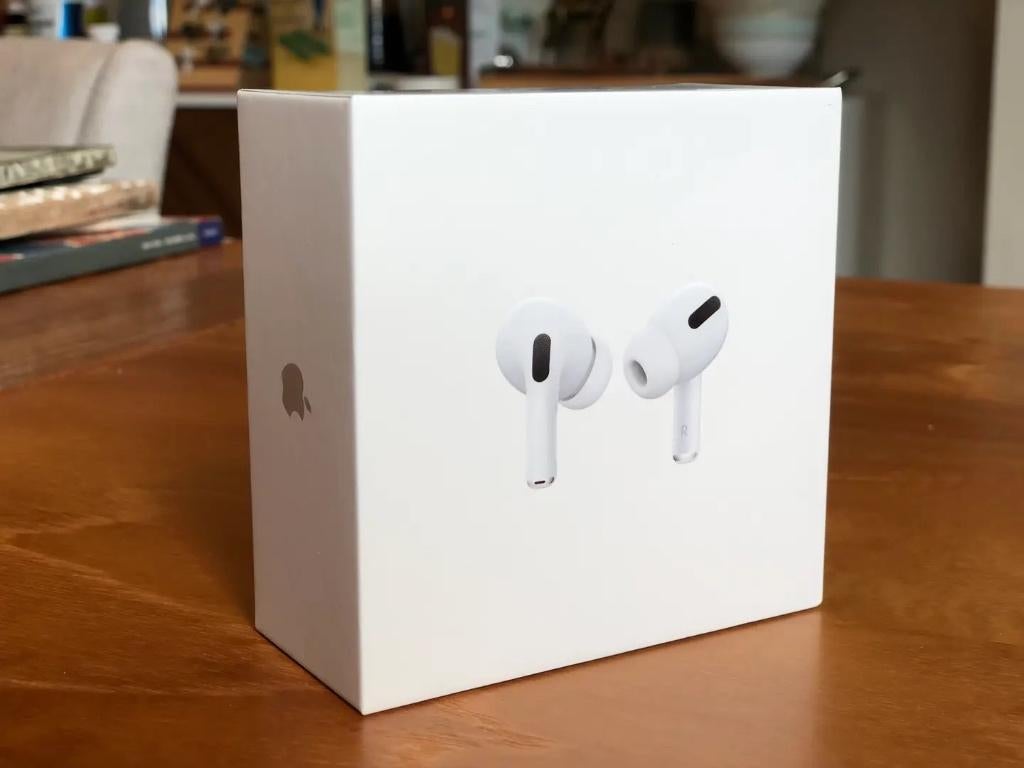 AirPods Pro nieuw in doos, Telecommunicatie, Mobiele telefoons | Oordopjes, Ophalen of Verzenden, Nieuw