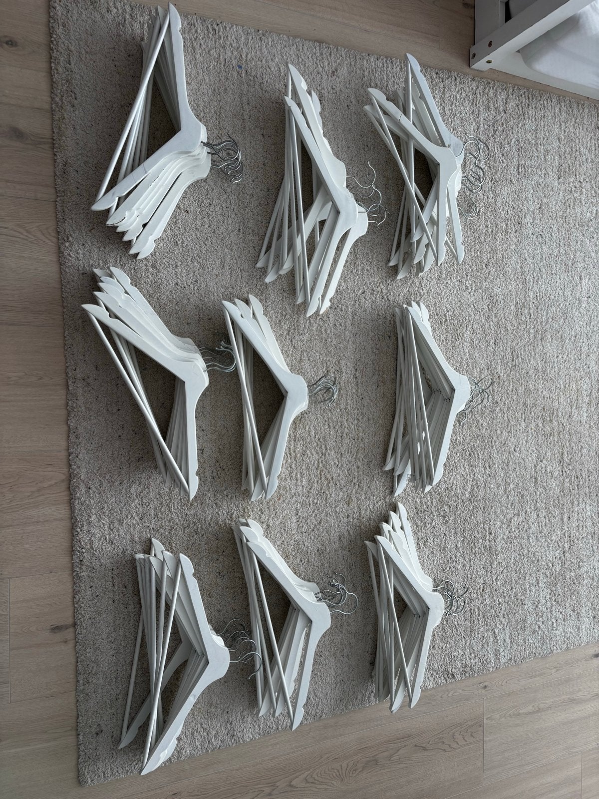 Witte houten kledinghangers - Set van 72 stuks, Ophalen of Verzenden, Gebruikt, Hout, Kinderen en Volwassenen