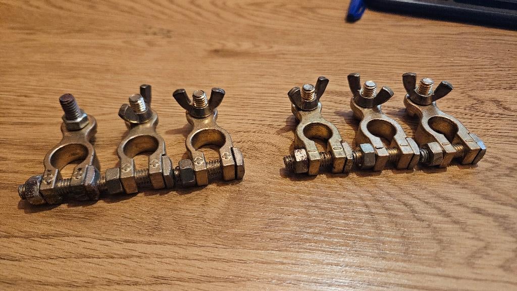 Set van 6 zware messing accupoolklemmen M8 met vleugelmoeren, Auto-onderdelen, Accu's en Toebehoren, Ophalen, Nieuw