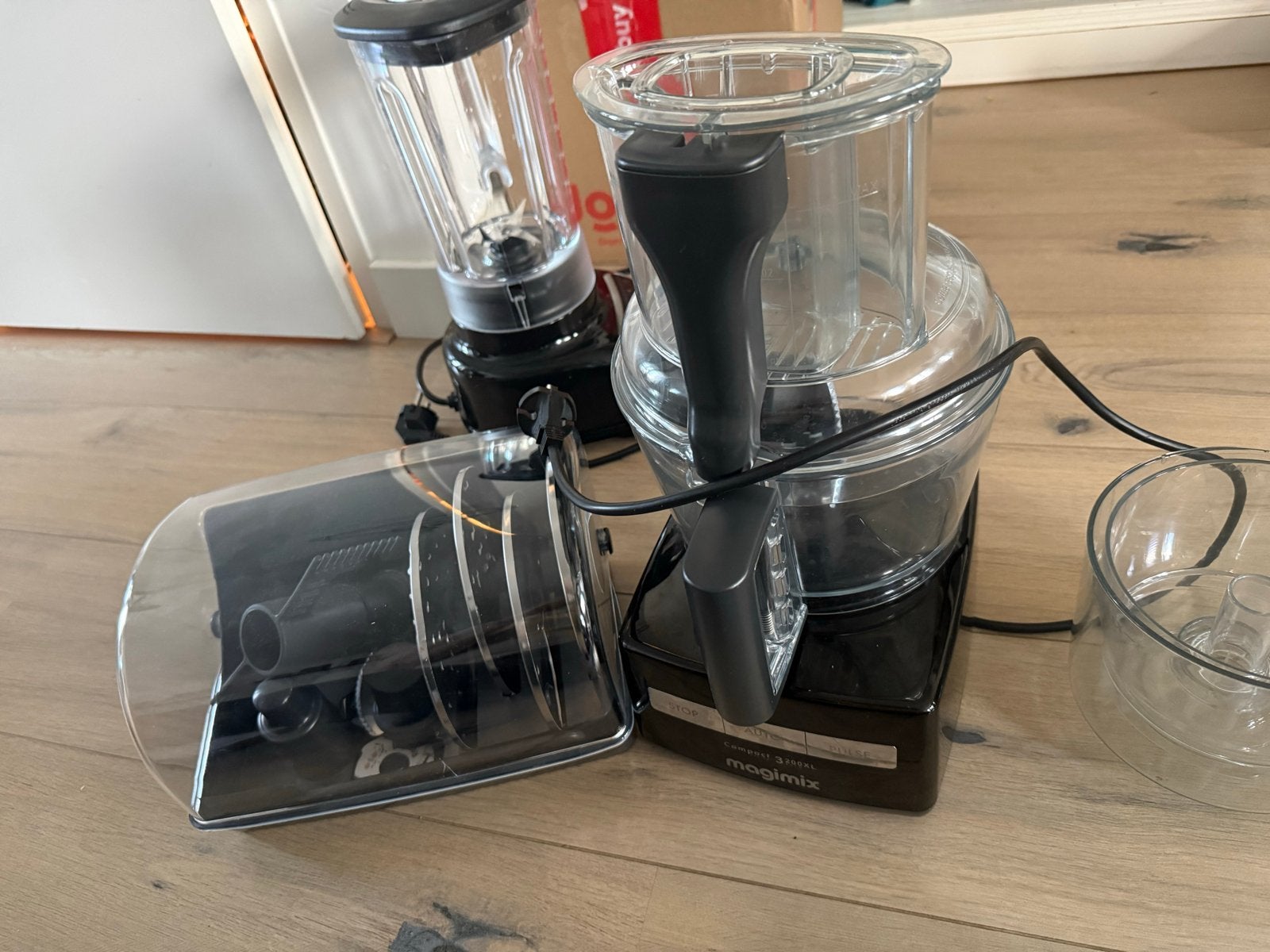 Magimix Compact 3200XL Foodprocessor met accessoires, Ophalen, Zo goed als nieuw
