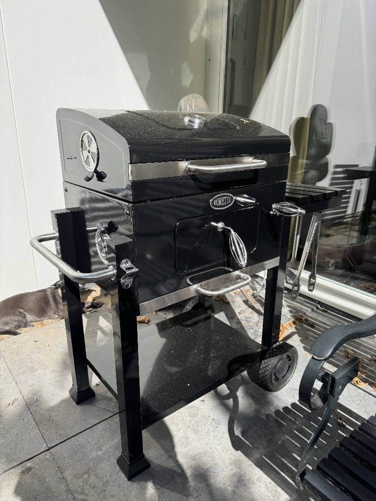 Boretti Carbone 2.0 BBQ – slechts 3x gebruikt + accessoires, Tuin en Terras, Houtskoolbarbecues, Ophalen, Zo goed als nieuw, Boretti
