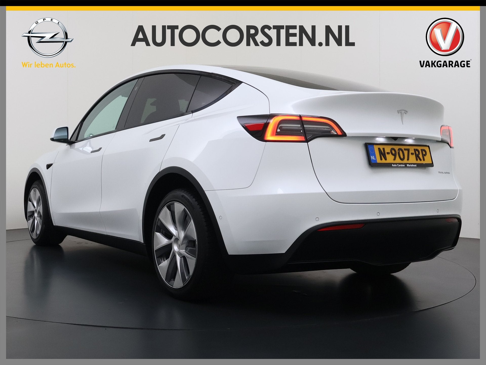 Tesla Model Y Long Range AWD 75kWh 514PK Warmtepomp Stuur+St, Auto's, Automaat, Gebruikt, Zwart, Adaptive Cruise Control