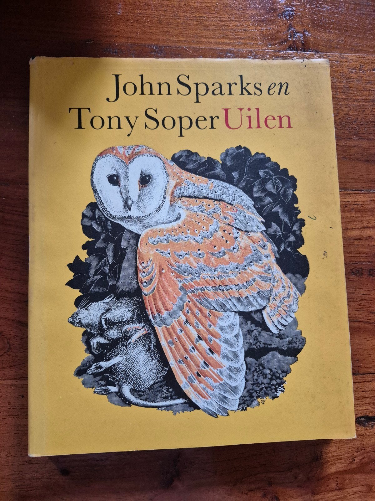 Uilen - John Sparks en Tony Soper (Natuurboek), Ophalen of Verzenden, Gelezen, Vogels, John Sparks en Tony Soper