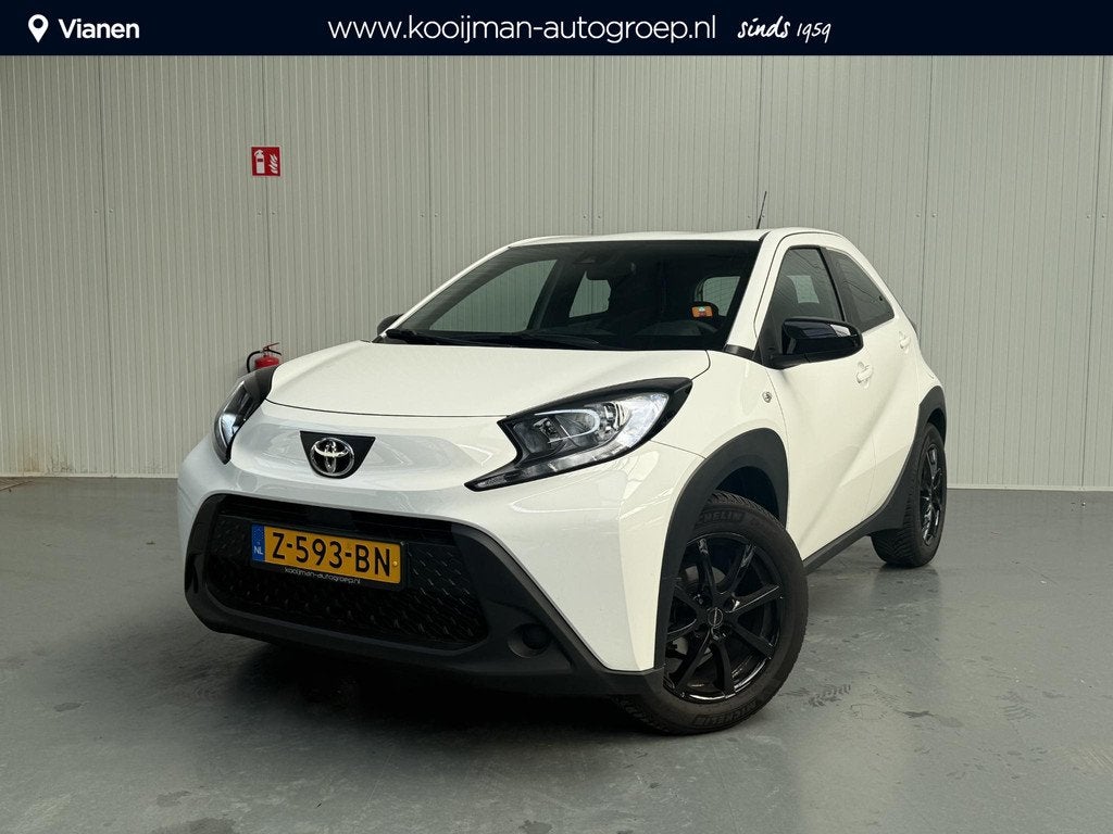 Toyota Aygo X 1.0 VVT-i S-CVT Play Carplay, Zwarte Velgen Au, Stof, Gebruikt, Start-stop-systeem, 4 stoelen