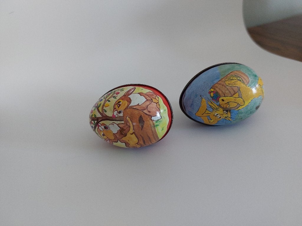 Metalen eieren met haasje. Vintage, Ophalen of Verzenden