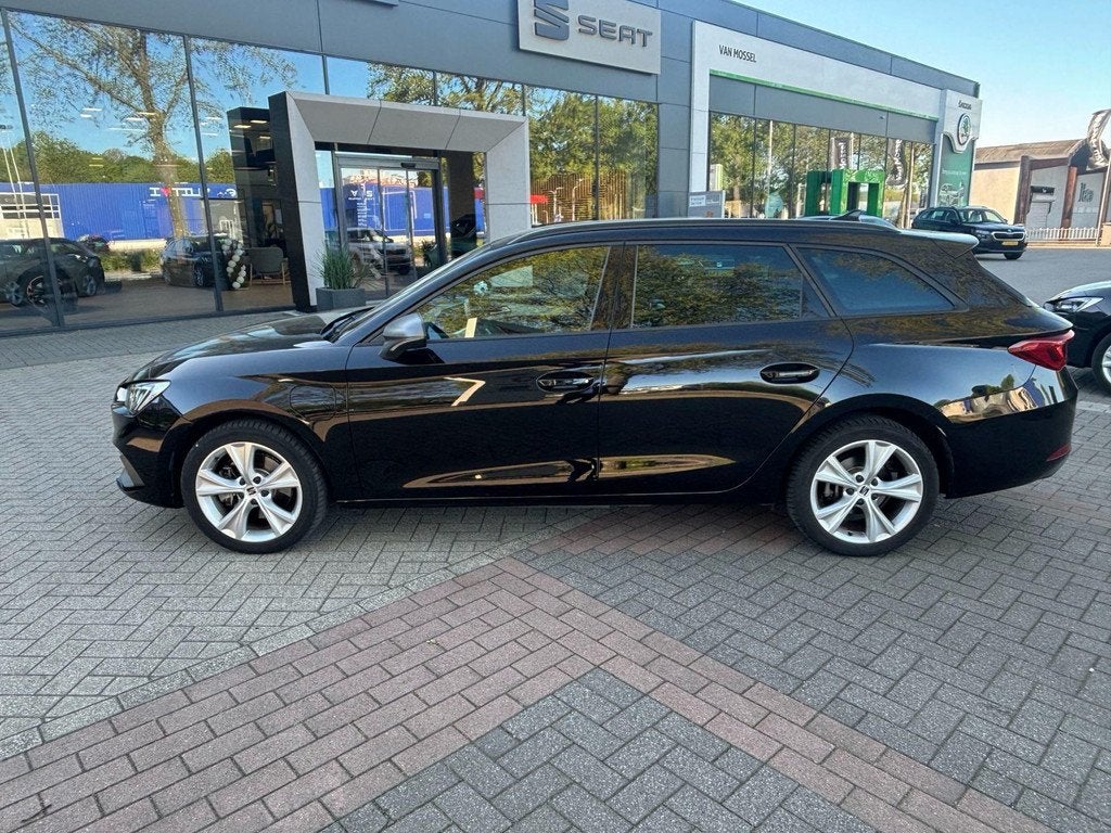 SEAT Leon Sportstourer 1.4 TSI eHybrid PHEV FR Business Inte, 12 maanden, Gebruikt, Leon, Alcantara
