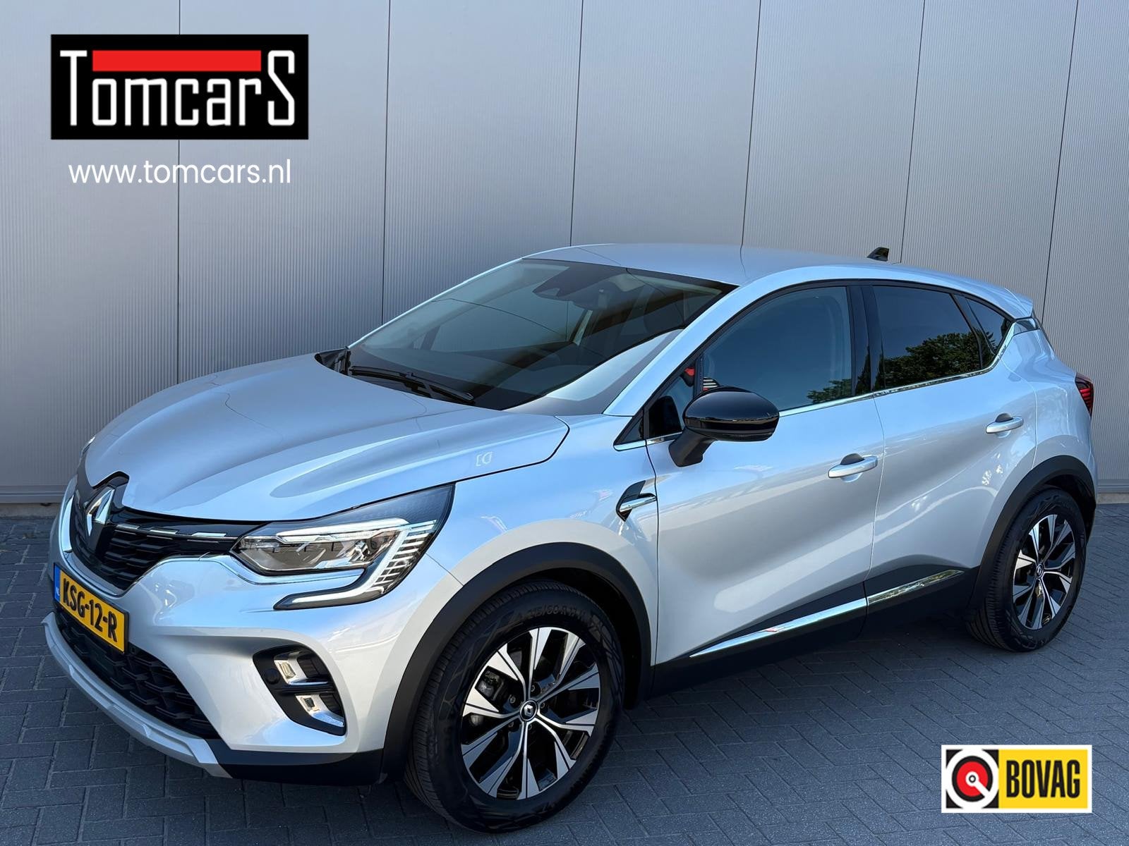Renault Captur 1.6 E-Tech Hybrid 145PK Automaat Techno Trekh, Gebruikt, 4 cilinders, 715 kg, Leder en Stof