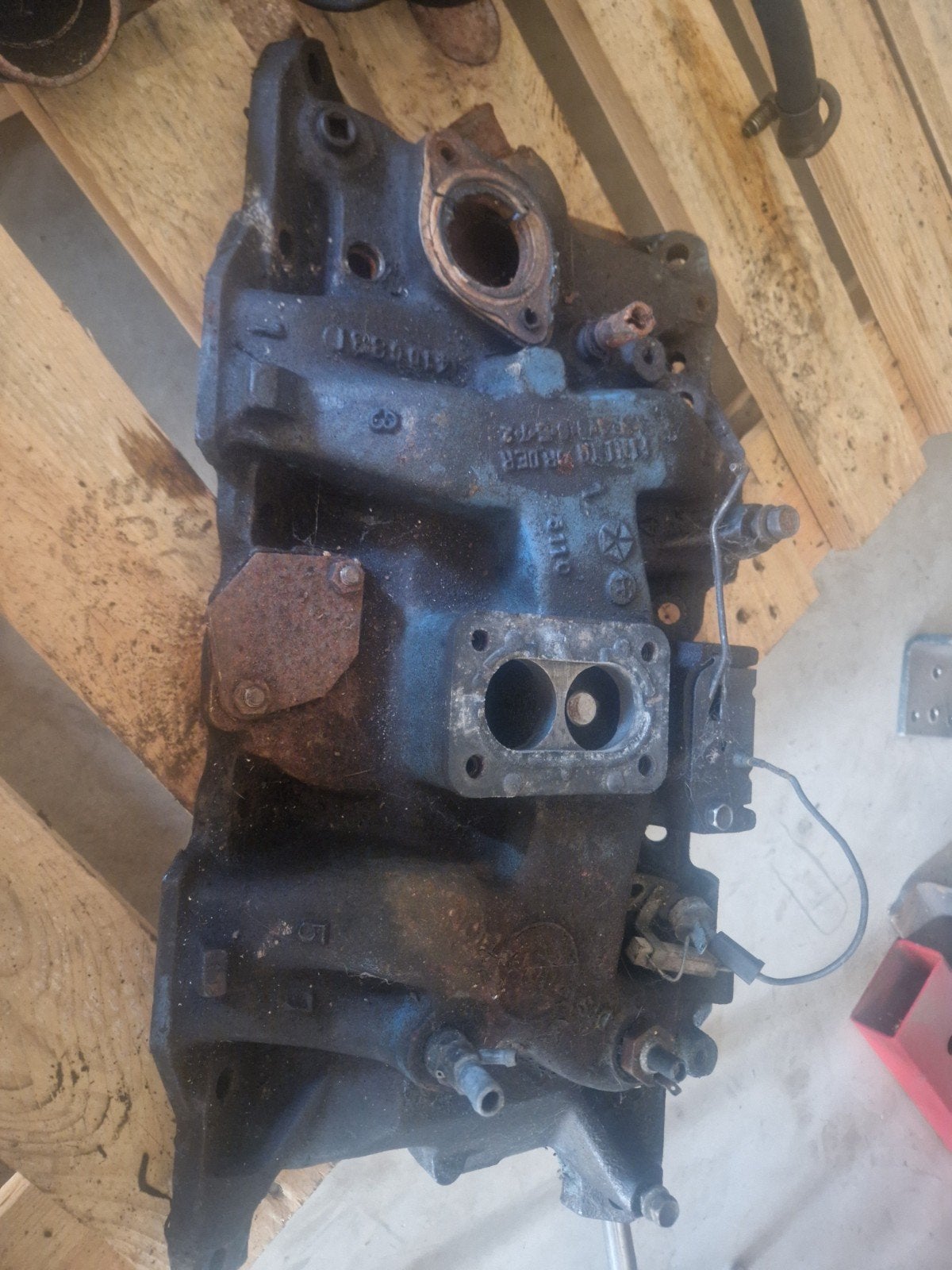 Mopar 318 inlaat  intake en uitlaatspruitstukken, Ophalen of Verzenden, Gebruikt