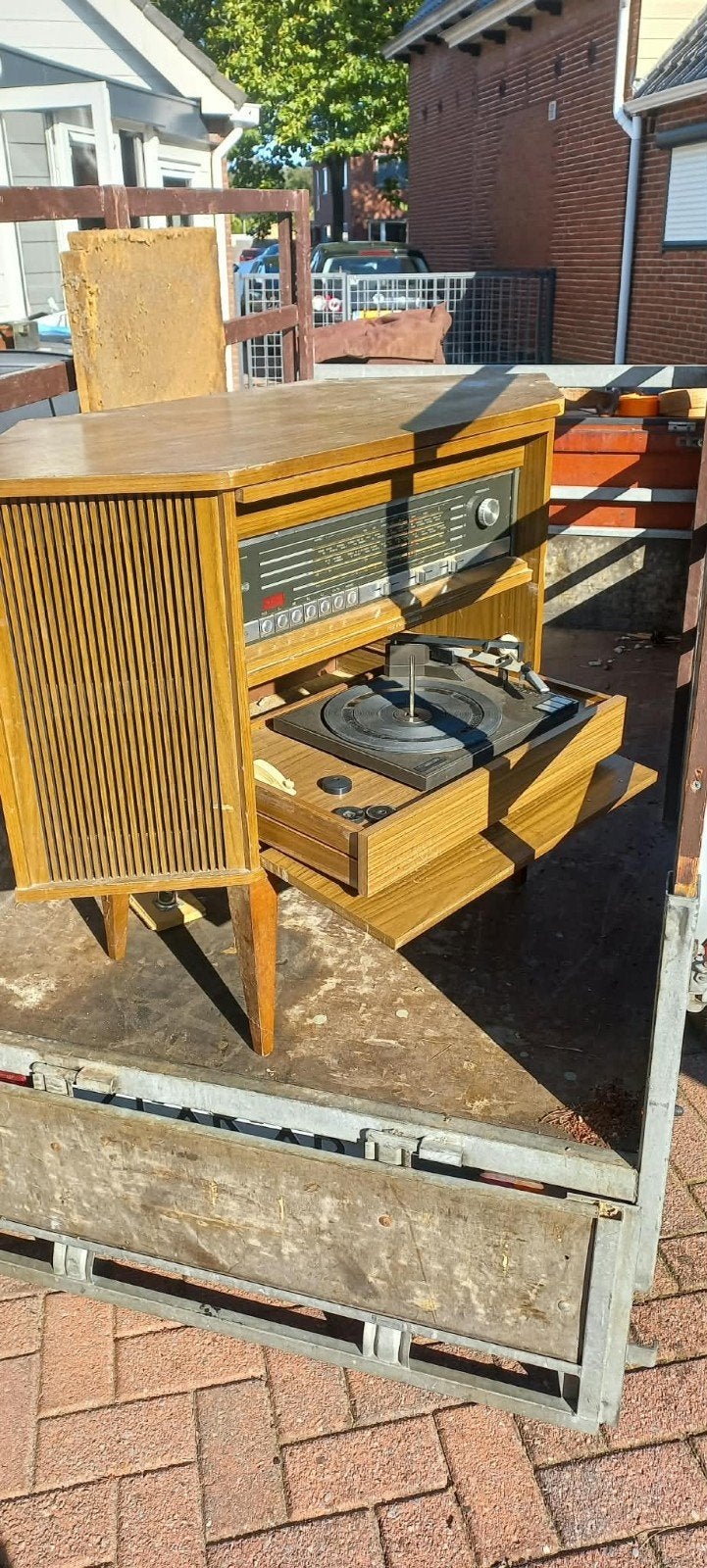 Oude radio met pick up, Antiek en Kunst, Ophalen
