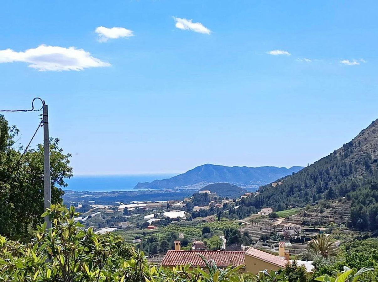 Te koop 5400m2 land met zeezicht omgeving altea, Vakantie, Dorp, 2 slaapkamers, In bergen of heuvels, Costa Blanca
