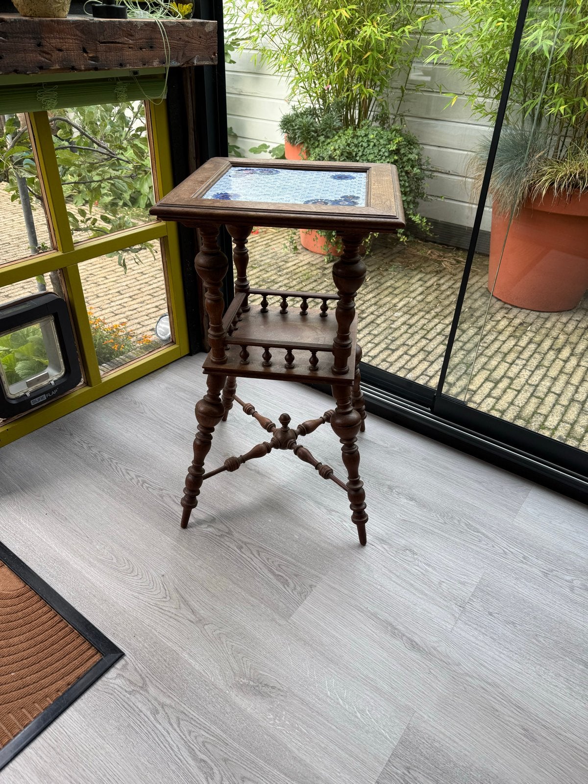 Antieke bijzettafel met tegels - Hout en Delfts blauw, Ophalen
