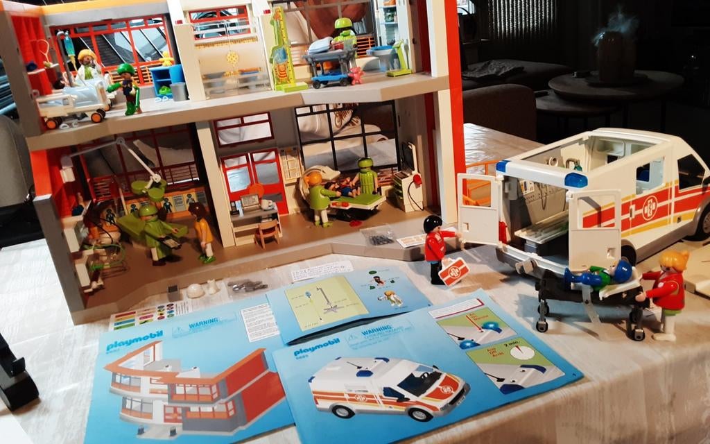 6657 k.ziekenhuis 6659 scanapp 6685 ambulance, Kinderen en Baby's, Speelgoed | Playmobil, Zo goed als nieuw, Complete set, Ophalen of Verzenden