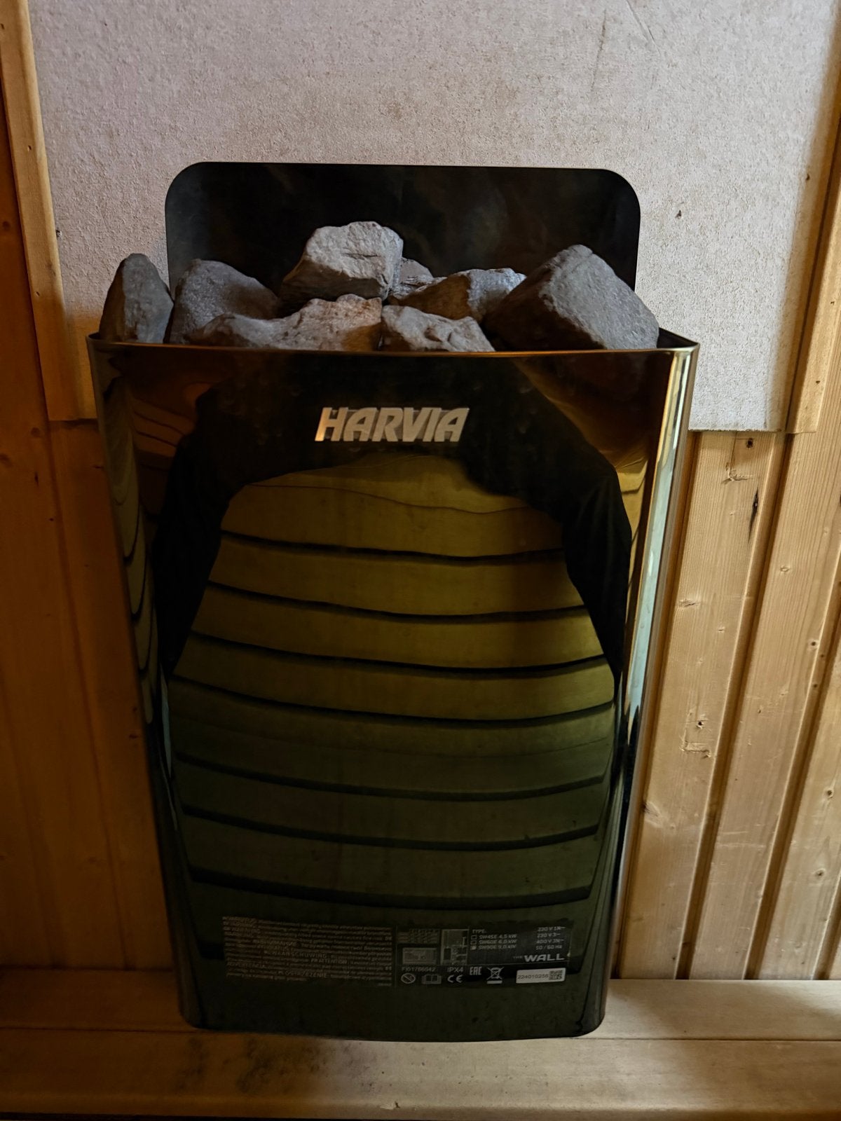 Foto 3 van Complete Finse Sauna met Harvia Kachel en Bedieningspaneel