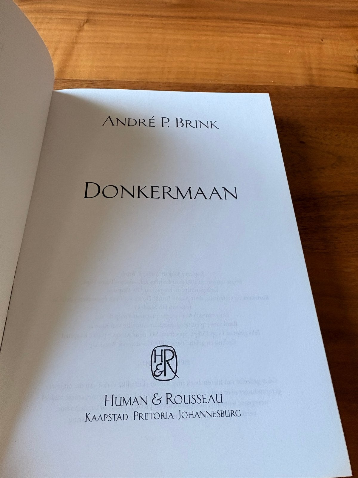 Donkermaan - André P. Brink (ISBN 0798145242), Boeken, Ophalen of Verzenden, Gelezen, Wereld overig