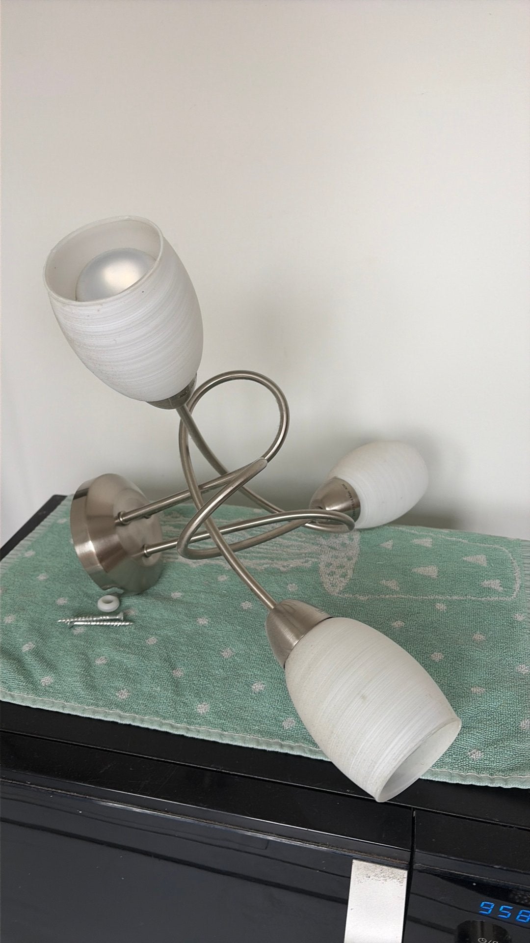 Kwantum lamp, Huis en Inrichting, Ophalen, E14 (klein), Zo goed als nieuw, Plafondlamp