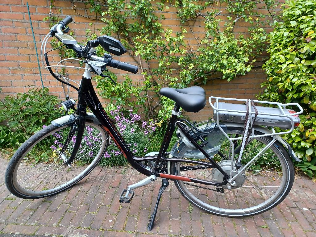 Batavus Ventoux easy elektrische damesfiets, Fietsen en Brommers, Ophalen, Gebruikt, Velgrem, 47 tot 50 cm