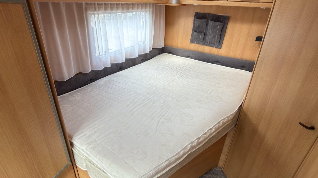 Zeer netjes met Fransbed De TEC Rotec 662 TI Uit 2007|117dkm, Caravans en Kamperen, Campers, T.E.C., Ringverwarming, Fiat, Koelkast