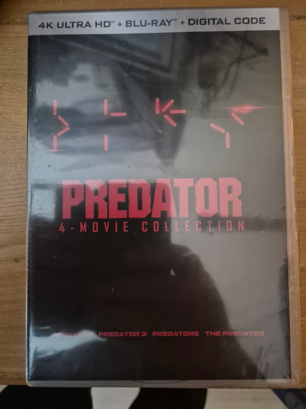 Predator 4-Movie Collection 4K Ultra HD + Blu-ray [US], Cd's en Dvd's, Blu-ray, Ophalen of Verzenden, Nieuw in verpakking, Boxset