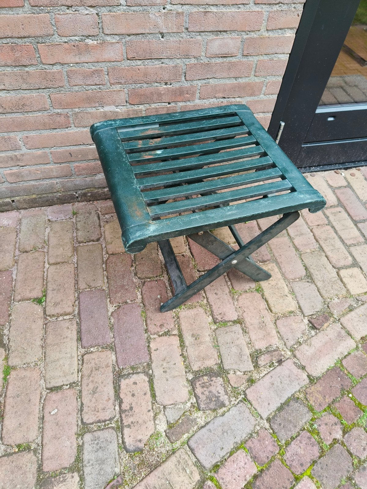 Groene inklapbare bijzettafel/krukje, Ophalen, Gebruikt, Vierkant, Kunststof