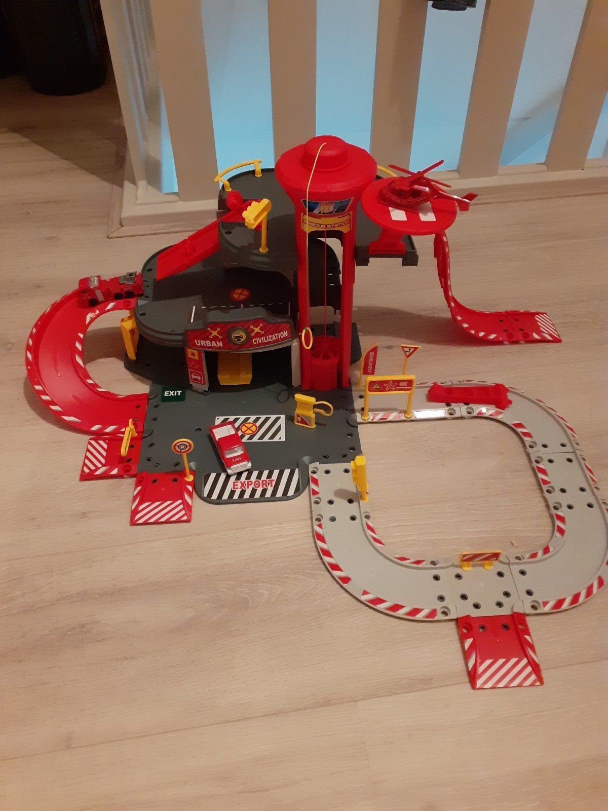 Racebaan brandweer helikopter zgan, Racebaan, Zo goed als nieuw, Handmatig, Ophalen