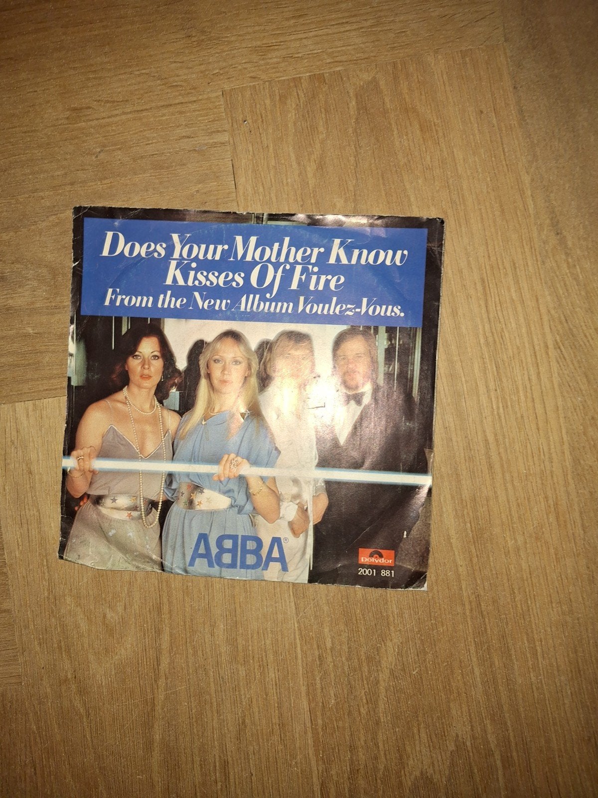 ABBA - Does Your Mother Know / Kisses Of Fire (Single), Gebruikt, 7 inch, Pop, EP