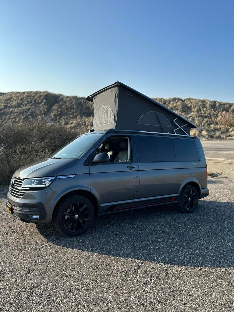Volkswagen Buscamper California Beach 4x4 200pk Full Options, Caravans en Kamperen, Campers, Particulier, tot en met 4, Buscamper of Camperbus