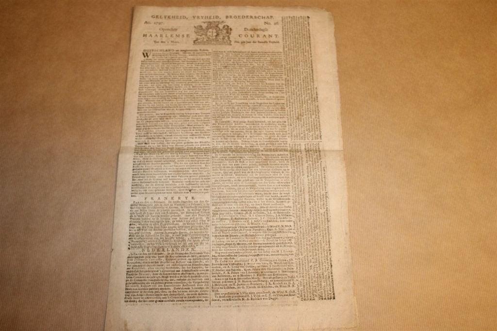 Zeldzame antieke krant - Haarlemsche Courant No 26 1797 !!, Ophalen of Verzenden, Voor 1920, Knipsel(s)