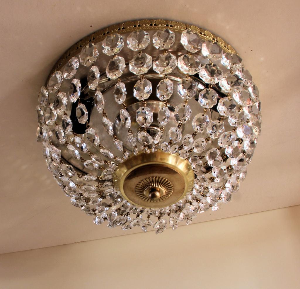 Oude plafonniere met 3 lichtpunten, Ophalen
