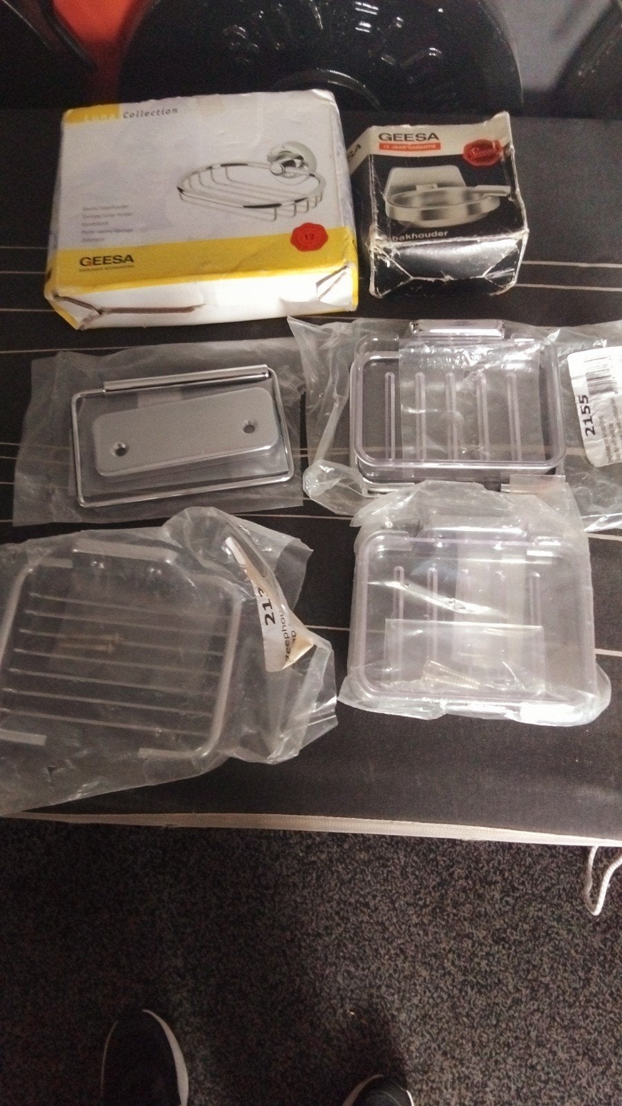 Badkameraccessoires: Zeepbakjes, Asbakje, WC-rolhouder 25EUR, Huis en Inrichting, Ophalen, Nieuw, Zilver, Zeepdispenser/zeepbakje